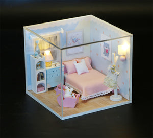 DIY Miniature Home Kit - Girl's Bedroom - Educational Toy